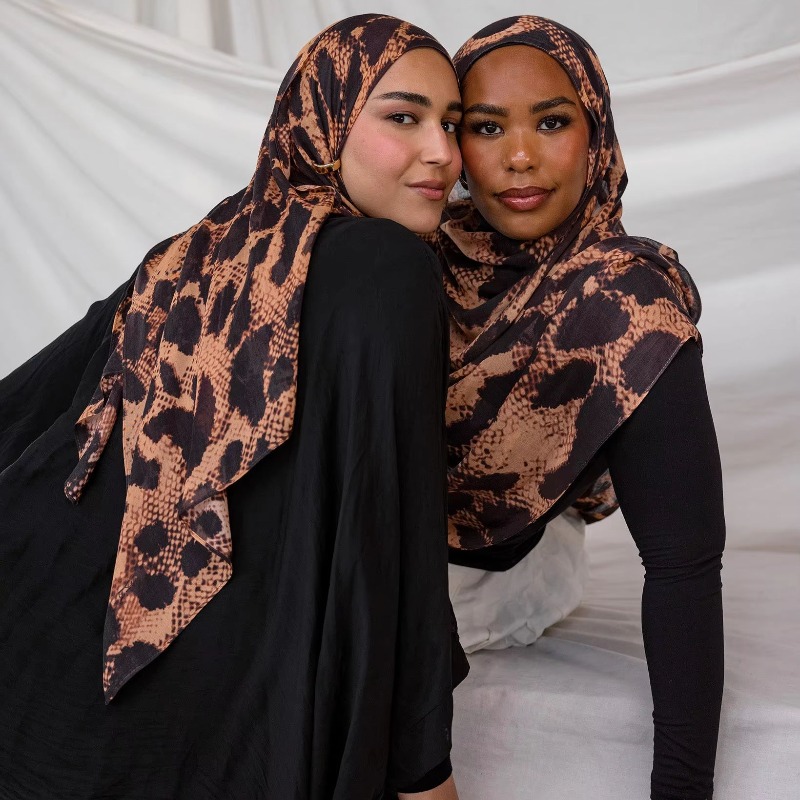 새로운 양면 프린트 모달 히잡 스카프 수채화 레오파드  - Embroidery Hijab 리뷰 및 가격