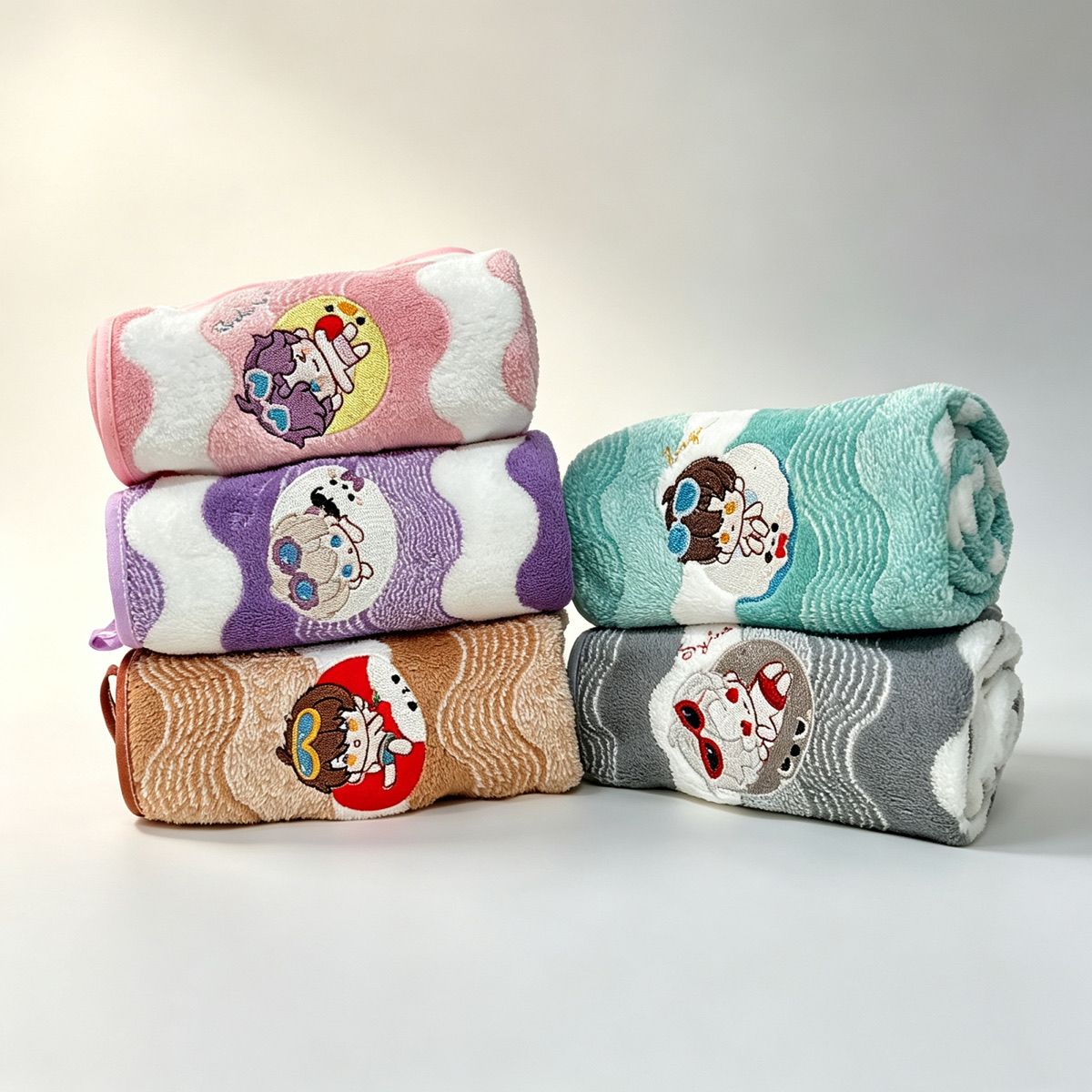 애니메이션 러브 앤 딥스페이스 코랄 플리스 핸드 타월  - Embroidery Threads 리뷰 및 가격