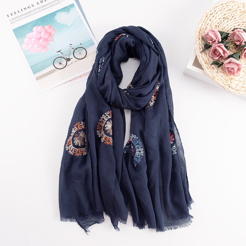 민족 자수 여성 겨울 풀라, 우아한 꽃, 긴 스카프,  - Embroidery Hijab 리뷰 및 가격