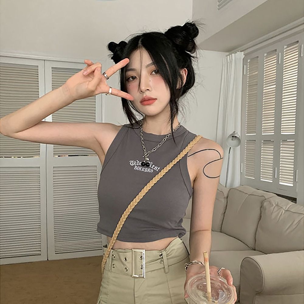심플한 마이크로엘라스틱 민소매 블라우스 슬림 버전 S  - Embroidery Letter M 리뷰 및 가격