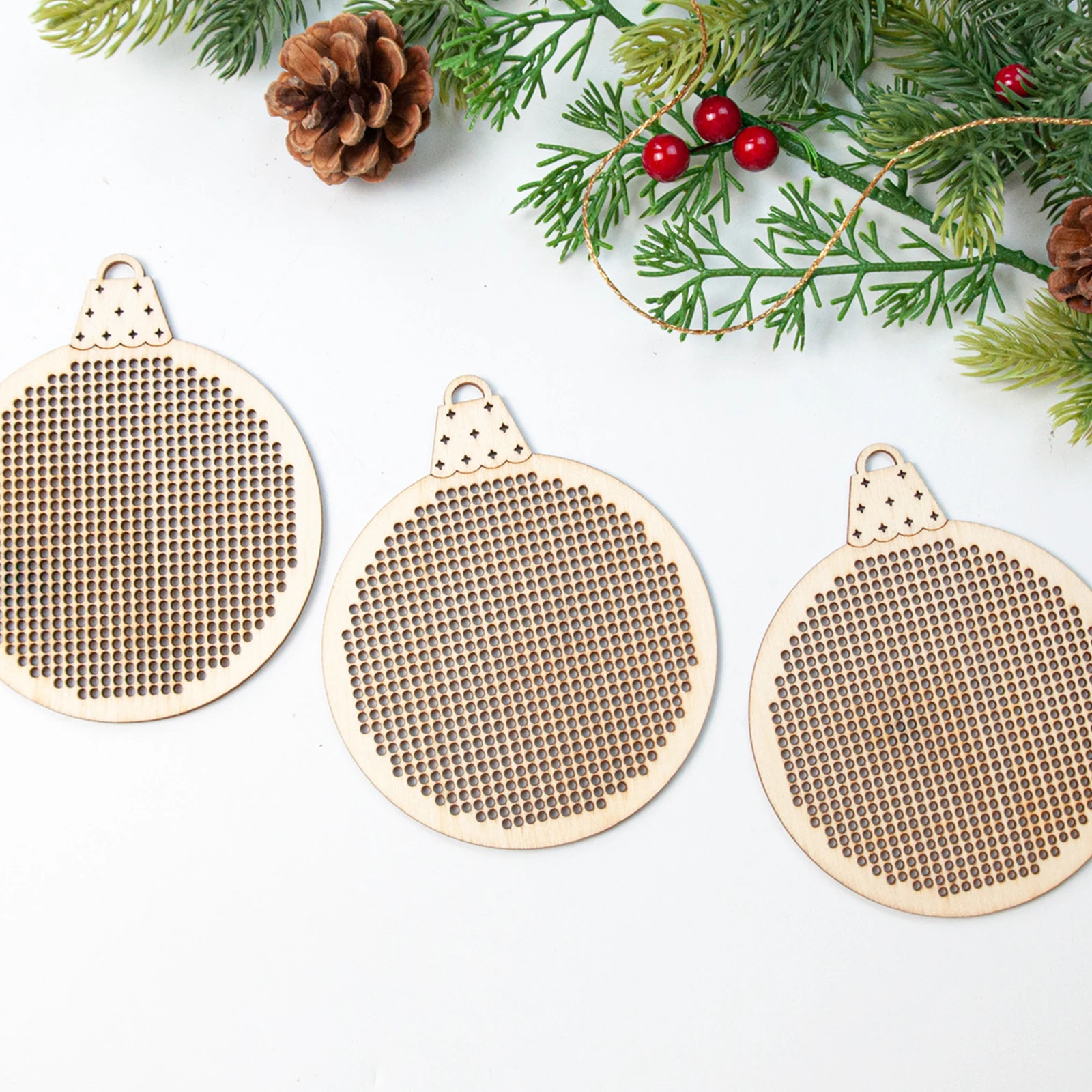 12Pcs 크리스마스 크로스 스티치 구멍 조각 나무 펜 - Embroidery Xmas Decorations 리뷰 및 가격